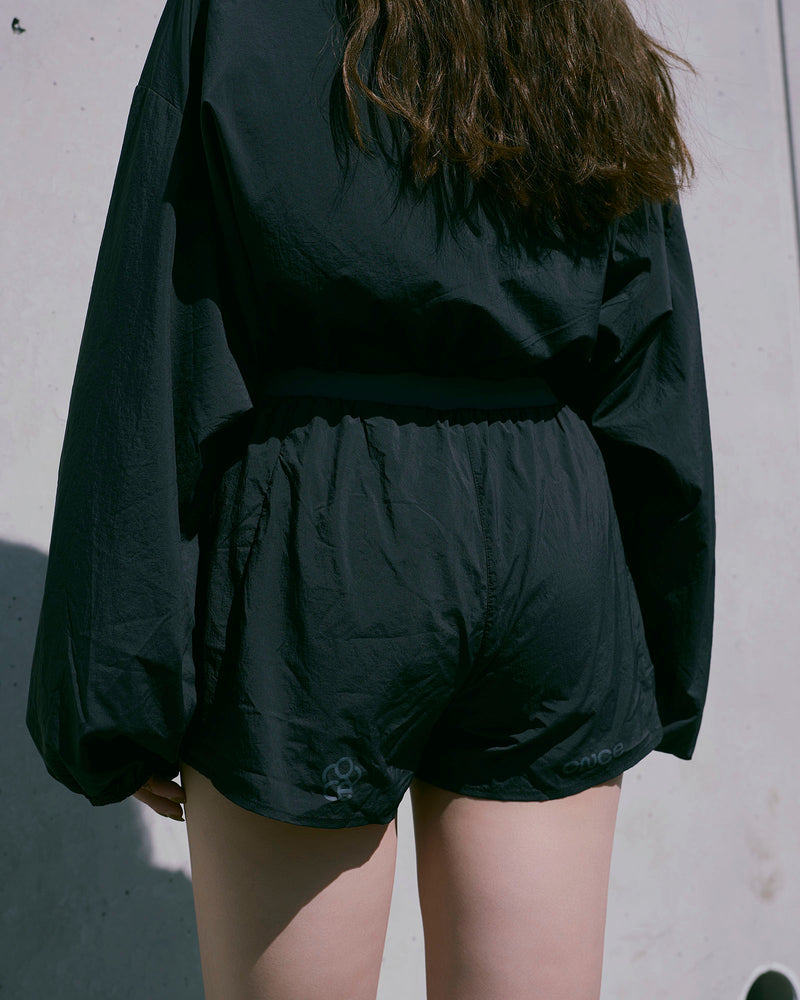 Gather Flow Shorts / Black