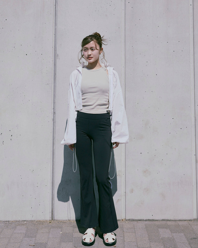 Gather Flow Jacket / White