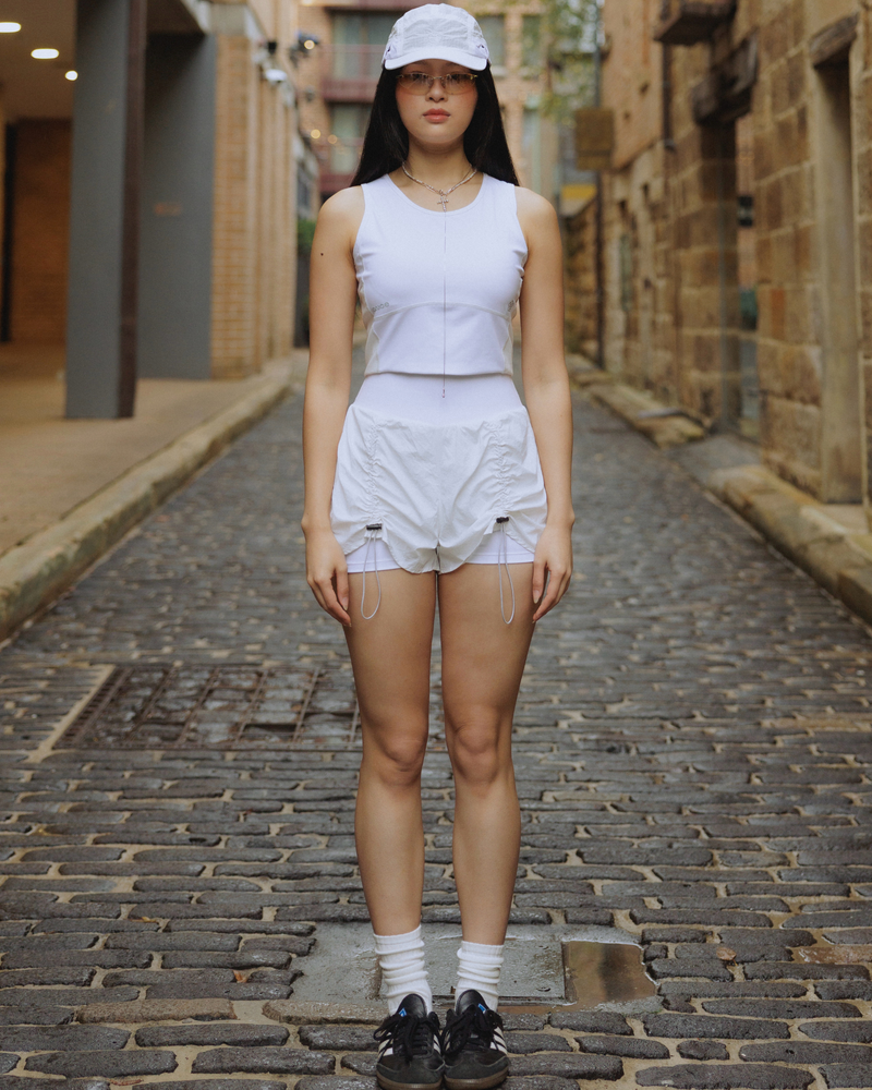 Gather Flow Shorts (2 pockets) / White