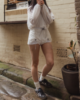 Gather Flow Shorts (2 pockets) / White