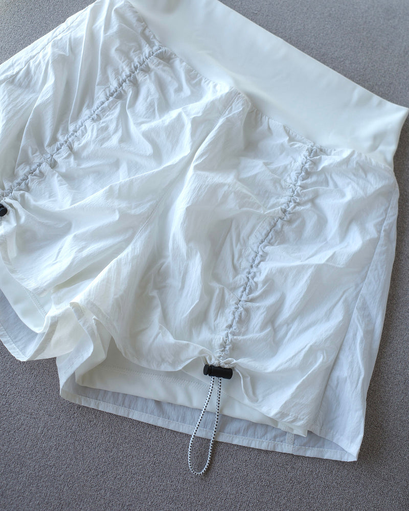 Gather Flow Shorts / White